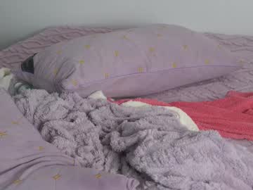 liafunsized_18's chat room