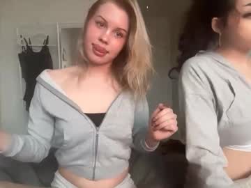 lunarose17's chat room