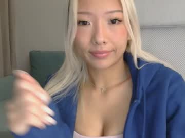 vivianwinters's chat room