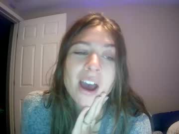 kaylaelizabeth97's chat room