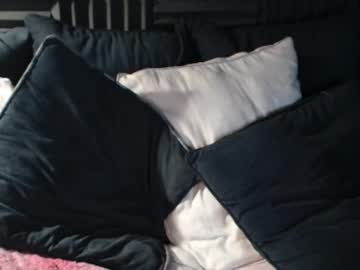 justmebev19591234's chat room