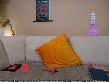 vivid_whit's chat room