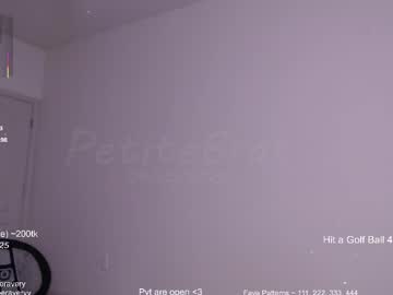 petitebrat's chat room