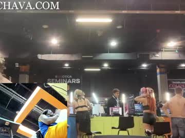 frenchava's chat room