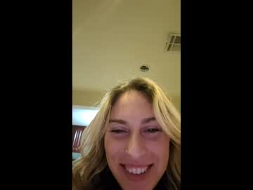 alyjeanne0420's chat room