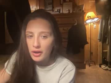 mysteriousmadam_'s chat room