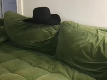 stacywithuu's chat room