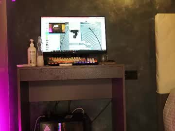 moonelly's chat room