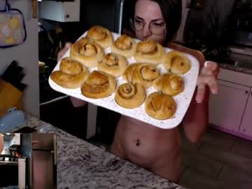 kierbearkisses's chat room