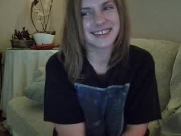 tinywithtiddies's chat room