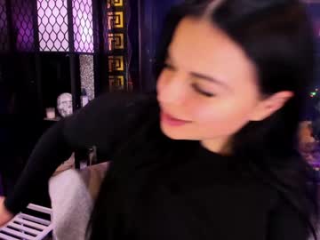 alma_pearl's chat room