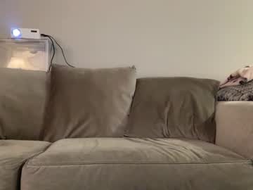 laylakitten4's chat room