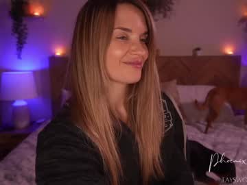 phoenix_taylor's chat room