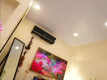 emmasky69's chat room