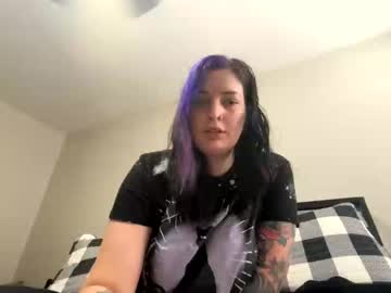 tattooedbratt46's chat room