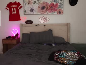 ari_lovexo's chat room