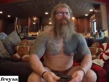 odinn_freyaa's chat room