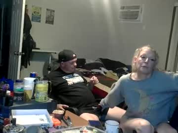 da_c_e_a_c_k_s's chat room