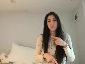 lilylustxoxo's chat room