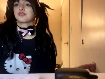 esoterickitten777's chat room