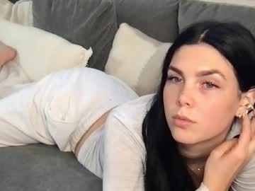 stacywithuu's chat room