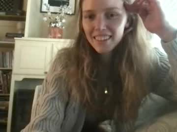 pastycakes's chat room