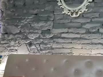 vixvixenn's chat room