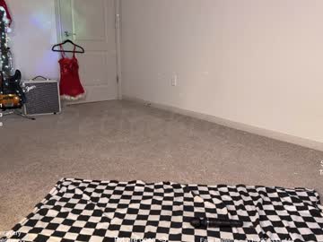 petitebrat's chat room