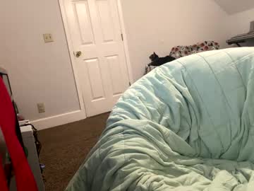 yourstrulybellax's chat room