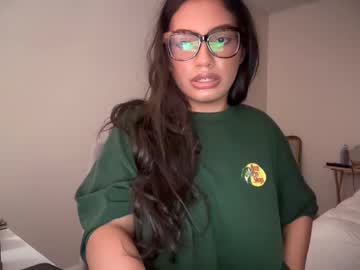 icyalexandra20's chat room