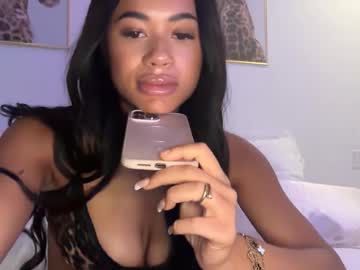 arianasiren's chat room