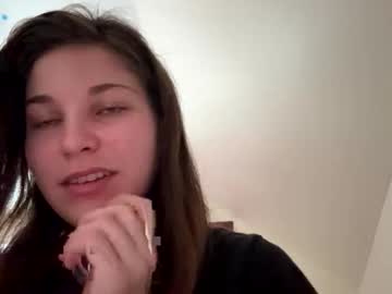 deepthroatqueen33's chat room