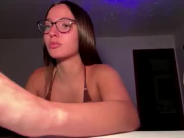 itsemily_'s chat room