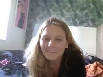 glowandsmoke's chat room