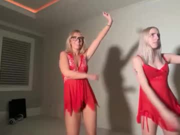 lilybrown07's chat room