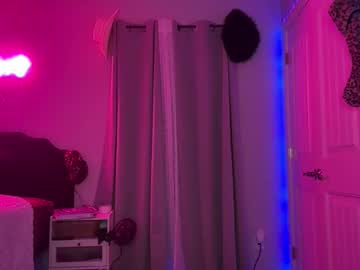 brielledaviss's chat room