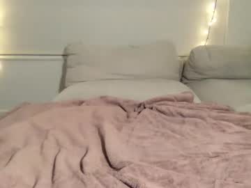 rosalinatoosexy's chat room