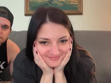 sexycouple41110's chat room