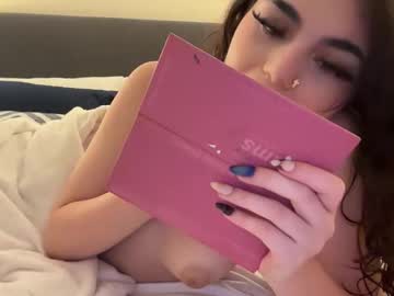 fayefinly's chat room