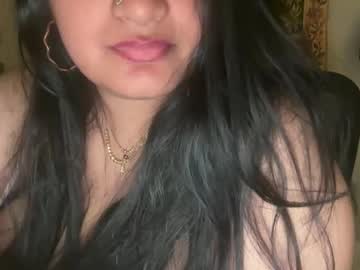 coll3gegirl's chat room