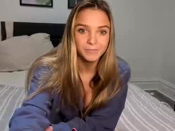 scarletterose_504259's chat room