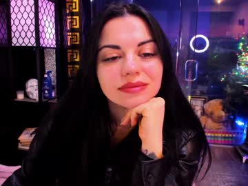 alma_pearl's chat room