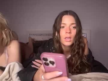 miamoorexo's chat room