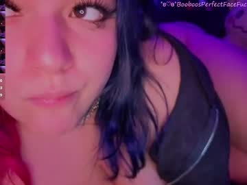 booboosperfectfacefuck's chat room