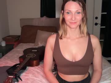 kaileeshy's chat room