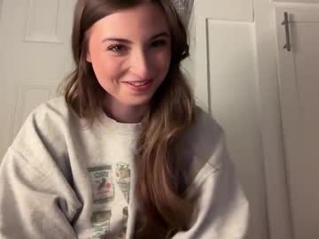 fantasyella's chat room