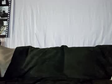 coupleoffantastics's chat room