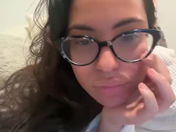 pollyyypocket's chat room