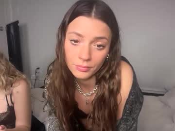 miamoorexo's chat room