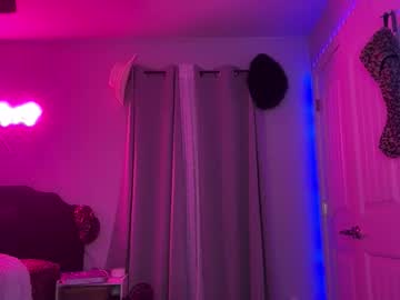 brielledaviss's chat room